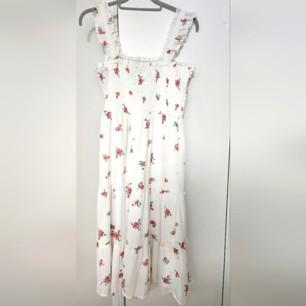 As You Wish Floral Smocked Feminine Dress (Please read)
